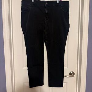 Lee Women's Dark Black Ankle Jeans